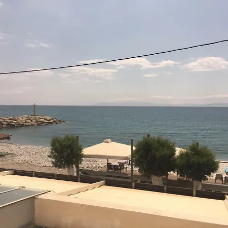 Agali 1 Mesonet In Front Of The Sea Apartment Akrogiali Exterior photo